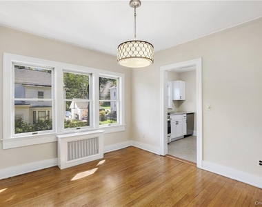 16 Terrace Place - Photo Thumbnail 6