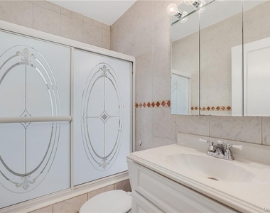 16 Terrace Place - Photo Thumbnail 13