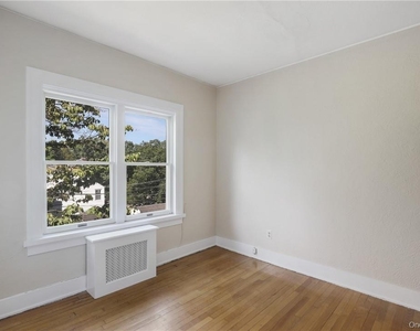 16 Terrace Place - Photo Thumbnail 11