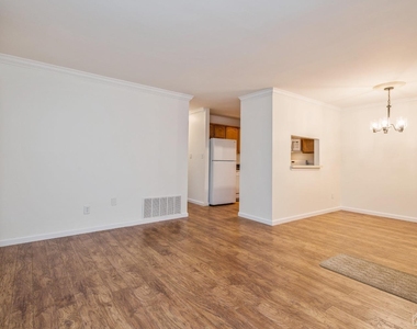 101 Quince Court - Photo Thumbnail 3