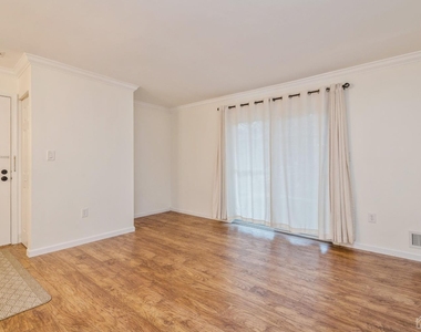 101 Quince Court - Photo Thumbnail 2