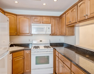 101 Quince Court - Photo Thumbnail 7