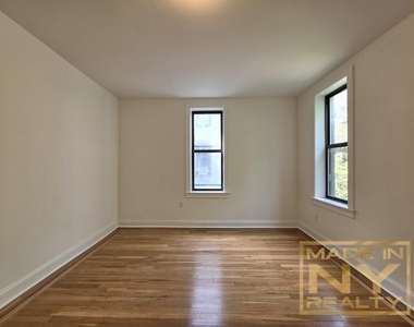 36-20 168th Street - Photo Thumbnail 5