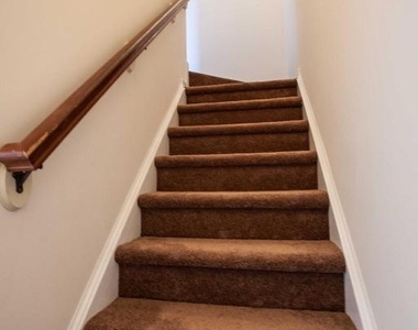 10502 Guilderland Court - Photo Thumbnail 13