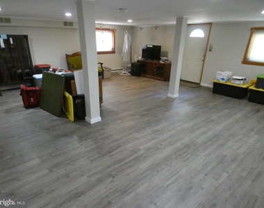 9517 Brock Road - Photo Thumbnail 14