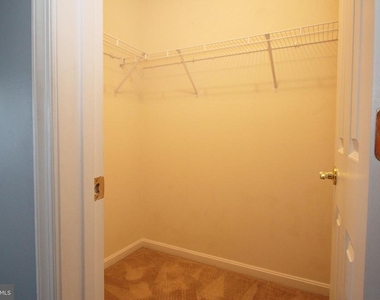 2415 Rainswood Lane - Photo Thumbnail 20