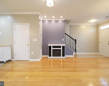 2415 Rainswood Lane - Photo Thumbnail 3