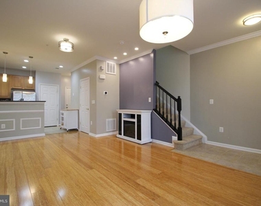 2415 Rainswood Lane - Photo Thumbnail 2