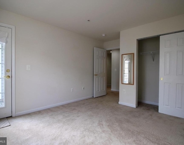 2415 Rainswood Lane - Photo Thumbnail 18