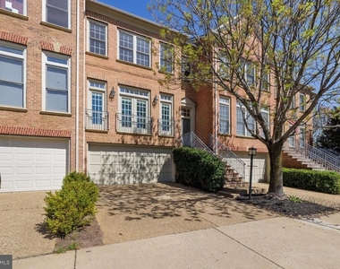 1813 Dawson Street - Photo Thumbnail 1