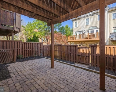 1813 Dawson Street - Photo Thumbnail 25