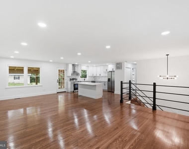 5388 Dumfries Road - Photo Thumbnail 7