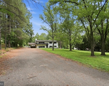 5388 Dumfries Road - Photo Thumbnail 32