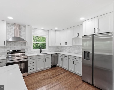 5388 Dumfries Road - Photo Thumbnail 4