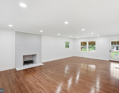 5388 Dumfries Road - Photo Thumbnail 8