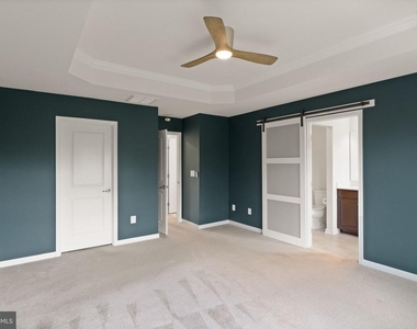 36 Madison Street - Photo Thumbnail 17