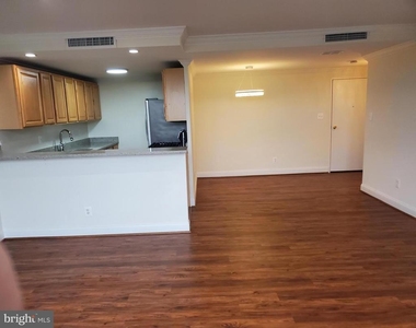 4600 Duke Street - Photo Thumbnail 3