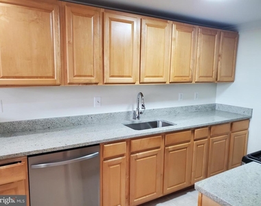 4600 Duke Street - Photo Thumbnail 5