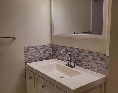 4600 Duke Street - Photo Thumbnail 9