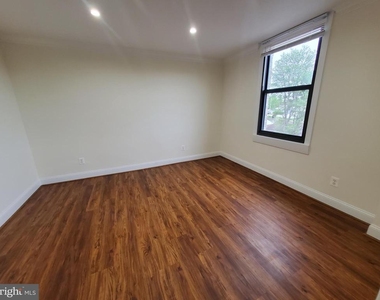 4600 Duke Street - Photo Thumbnail 6