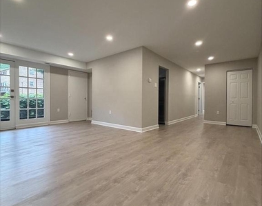 5931 Quantrell Avenue - Photo Thumbnail 2