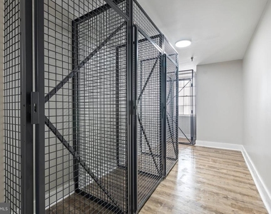 207 S Patrick Street - Photo Thumbnail 8