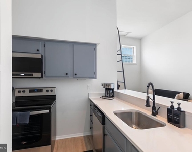 207 S Patrick Street - Photo Thumbnail 13