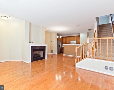 409 Cameron Station Boulevard - Photo Thumbnail 6