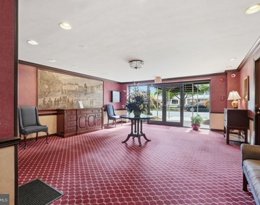 1200 S Arlington Ridge Road - Photo Thumbnail 21