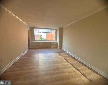 1111 Arlington Boulevard - Photo Thumbnail 15