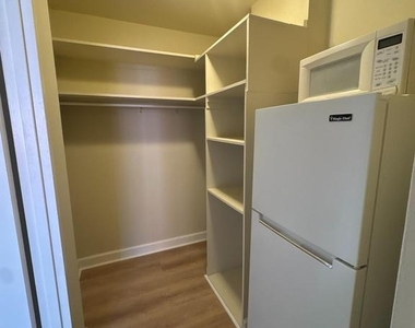 1111 Arlington Boulevard - Photo Thumbnail 25