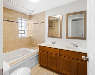 1609 W Stiles Street - Photo Thumbnail 13
