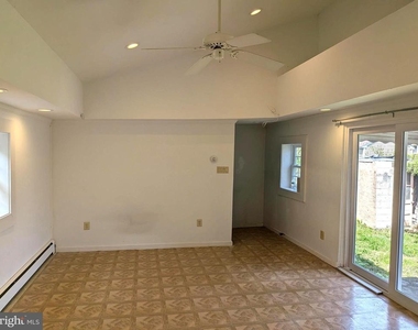 7524 Whitaker Avenue - Photo Thumbnail 19