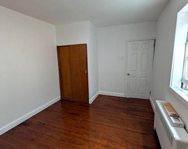 7524 Whitaker Avenue - Photo Thumbnail 11