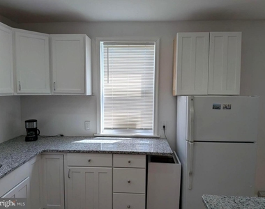 7524 Whitaker Avenue - Photo Thumbnail 7
