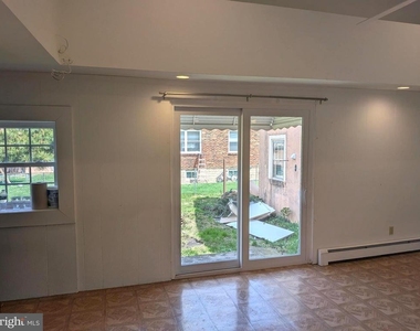7524 Whitaker Avenue - Photo Thumbnail 18