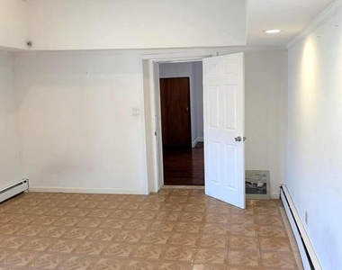 7524 Whitaker Avenue - Photo Thumbnail 15