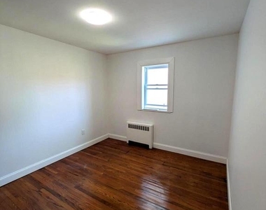 7524 Whitaker Avenue - Photo Thumbnail 20
