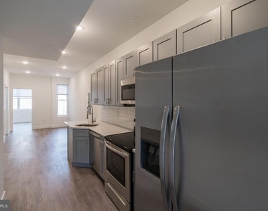 1709 Snyder Avenue - Photo Thumbnail 3