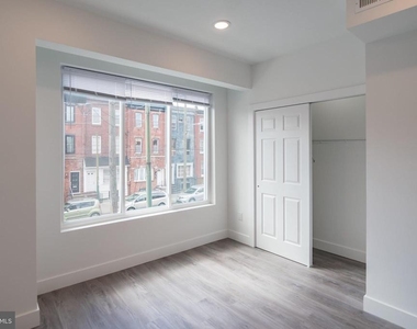 1709 Snyder Avenue - Photo Thumbnail 9