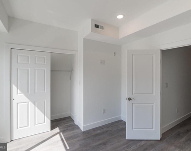 1709 Snyder Avenue - Photo Thumbnail 11