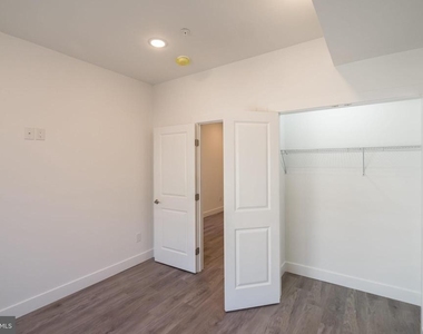 1709 Snyder Avenue - Photo Thumbnail 18