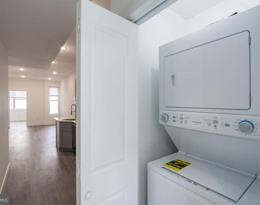 1709 Snyder Avenue - Photo Thumbnail 13