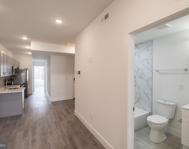 1709 Snyder Avenue - Photo Thumbnail 2