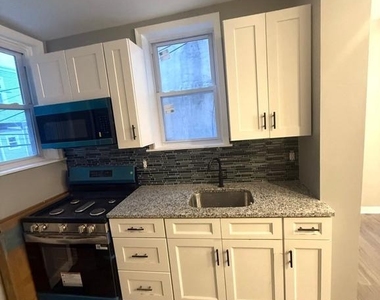 5624 Hadfield Street - Photo Thumbnail 2