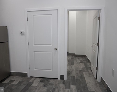 1231 Vine Street - Photo Thumbnail 11