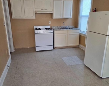 6706 Torresdale Avenue - Photo Thumbnail 9