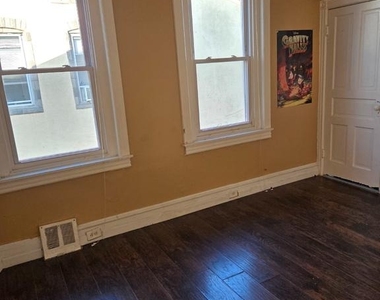 6706 Torresdale Avenue - Photo Thumbnail 5