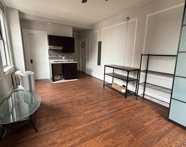 1324 Locust Street - Photo Thumbnail 1