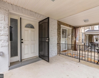 2719 N 47th Street - Photo Thumbnail 5
